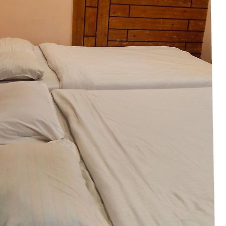 J J Residency Hotell Pondicherry Eksteriør bilde