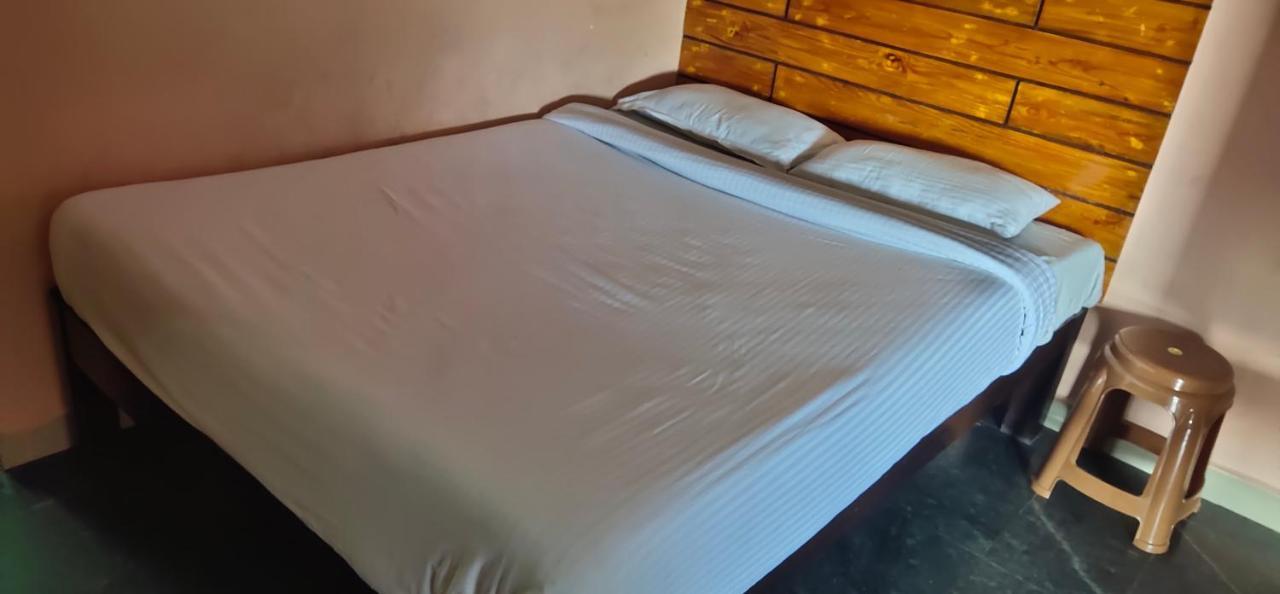 J J Residency Hotell Pondicherry Eksteriør bilde