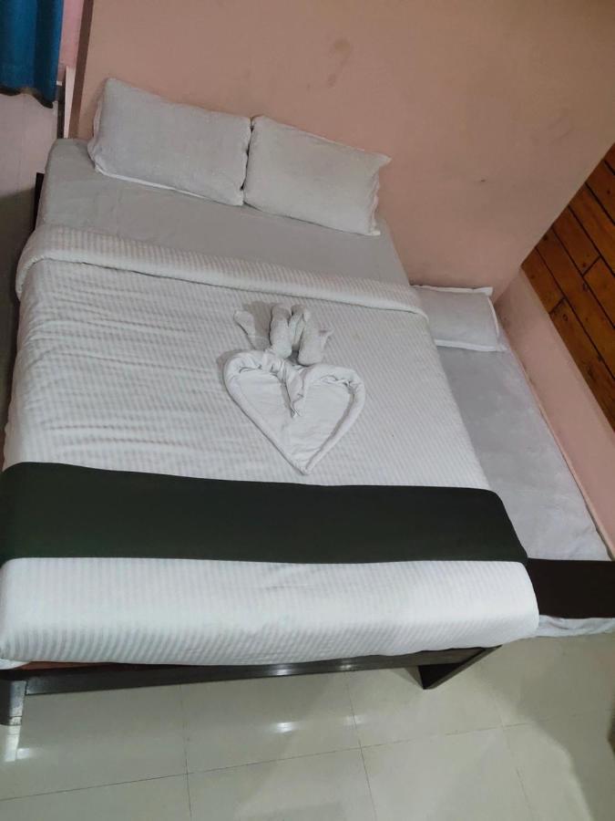 J J Residency Hotell Pondicherry Eksteriør bilde